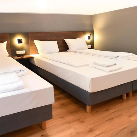 Hotel Apadana Frankfurt Frankfurt am Main Buitenkant foto