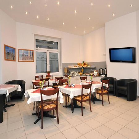 Hotel Apadana Frankfurt Frankfurt am Main Buitenkant foto