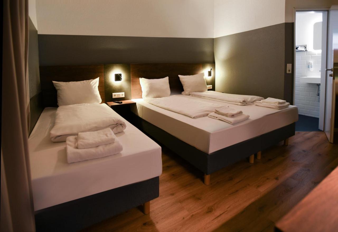Hotel Apadana Frankfurt Frankfurt am Main Buitenkant foto