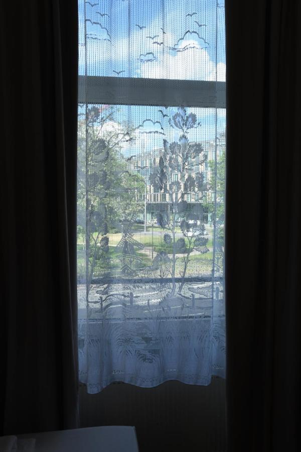Hotel Apadana Frankfurt Frankfurt am Main Buitenkant foto