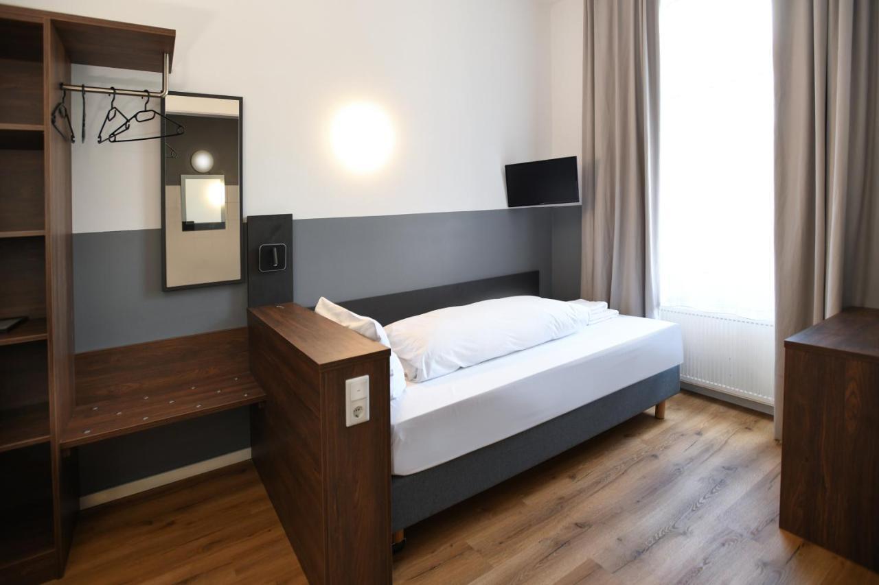Hotel Apadana Frankfurt Frankfurt am Main Buitenkant foto