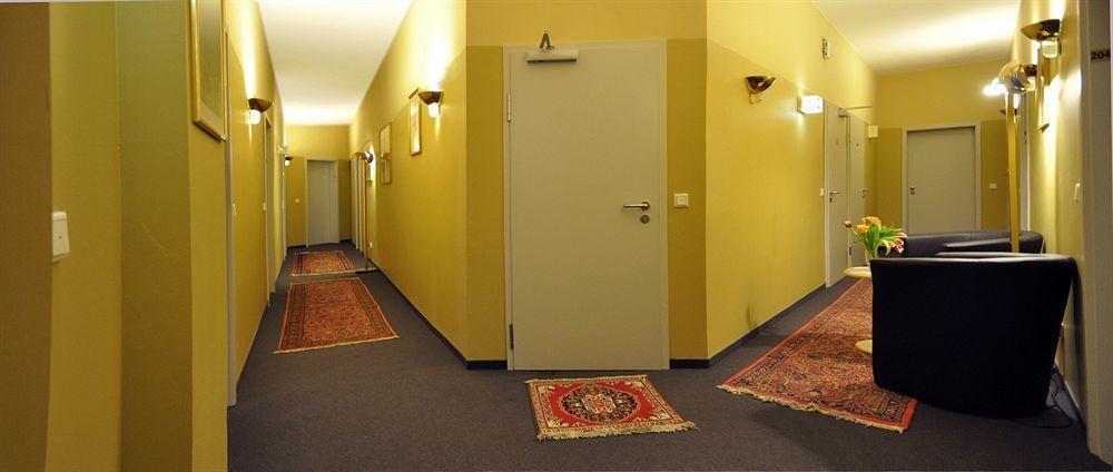 Hotel Apadana Frankfurt Frankfurt am Main Buitenkant foto